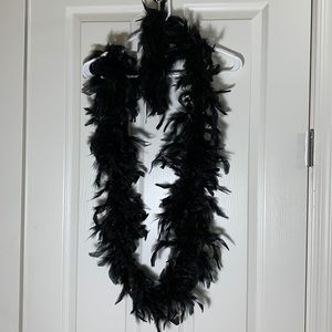 💗 Feather Boa 78 inches long